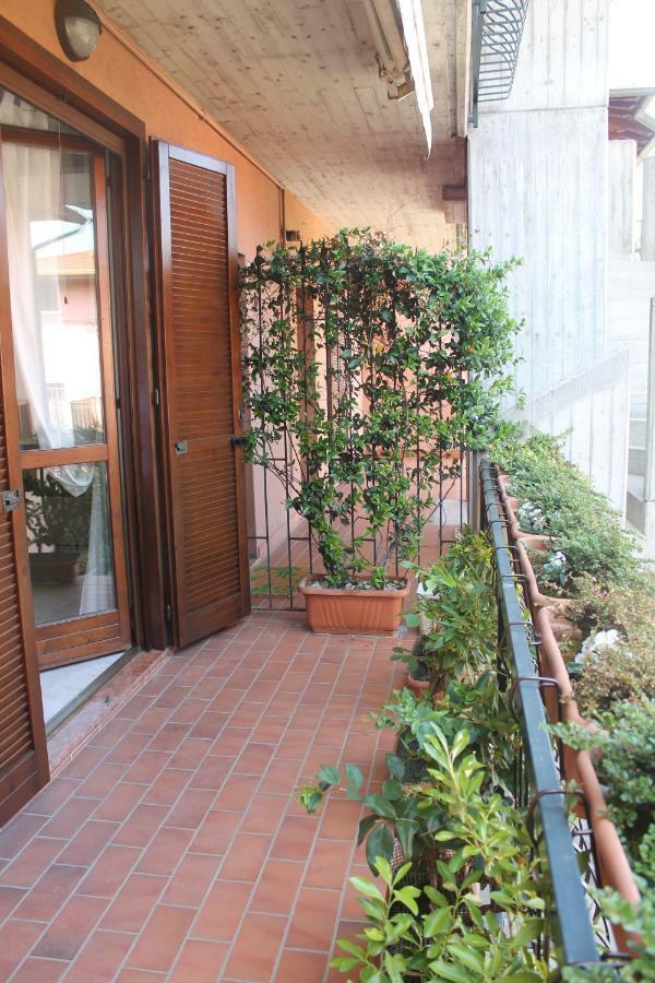 Indesenzano Apartment Дезенцано-дель-Гарда Экстерьер фото
