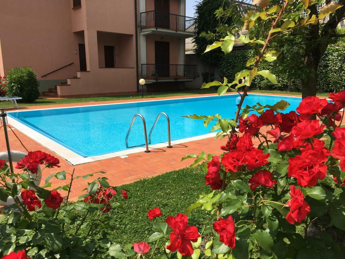Indesenzano Apartment Дезенцано-дель-Гарда Экстерьер фото